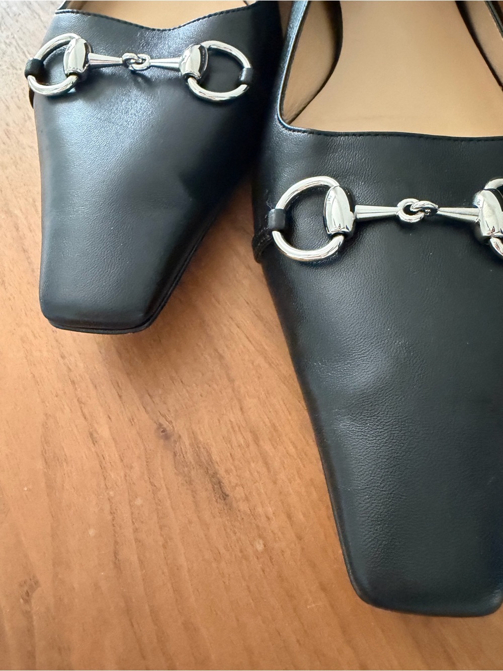 Gucci Vittoria Black Leather Horsebit Pointed ballet Flats 40 shoes - Picture 7 of 7